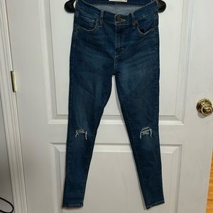EUC LEVI 720 High Rise Super Skinny size 26